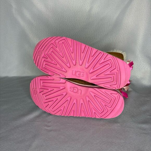 Womens Ugg Boots Bailey Bow Chestnut & Pink Suede Coquette Has Wear See Photos - Picture 12 of 12